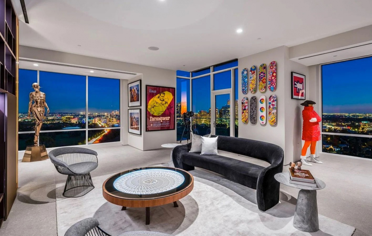 Bên trong căn penthouse đầy nghệ thuật giá 22,5 triệu USD của The Weeknd
