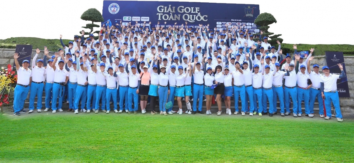 Khởi tranh giải Golf toàn quốc cựu học viên, sinh viên ĐH KTQD lần V-2022