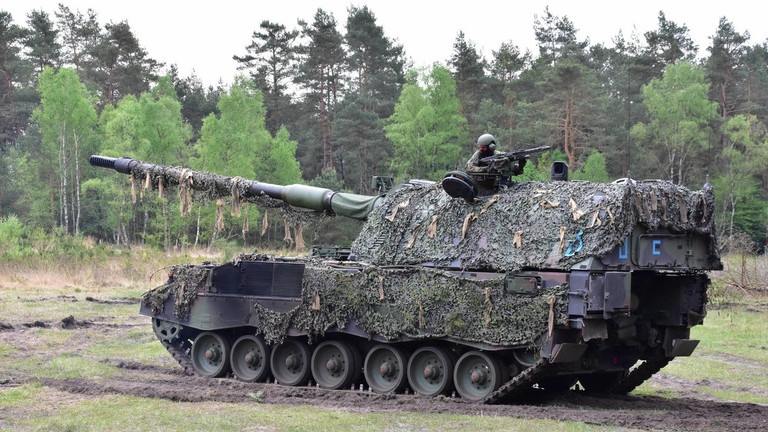 Đức thừa nhận không thể cung cấp thêm vũ khí cho Ukraine