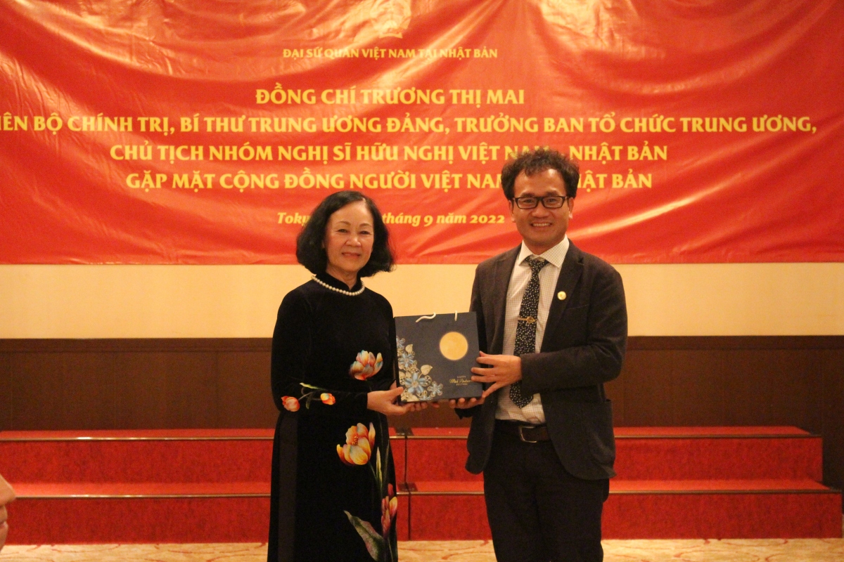 Bà Trương Thị Mai đánh giá cao đóng góp của cộng đồng Việt Nam tại Nhật Bản