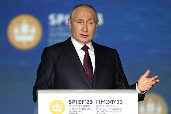 Tổng thống Putin: Nga duy trì vị trí trong số các nền kinh tế hàng đầu thế giới