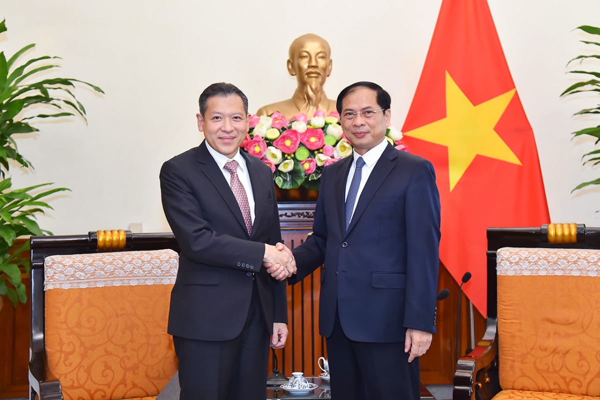 Bộ trưởng Ngoại giao Bùi Thanh Sơn tiếp thứ trưởng thường trực Bộ Ngoại giao Thái Lan