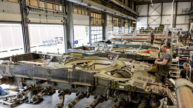 Đức mở nhà máy sản xuất xe tăng tại Ukraine