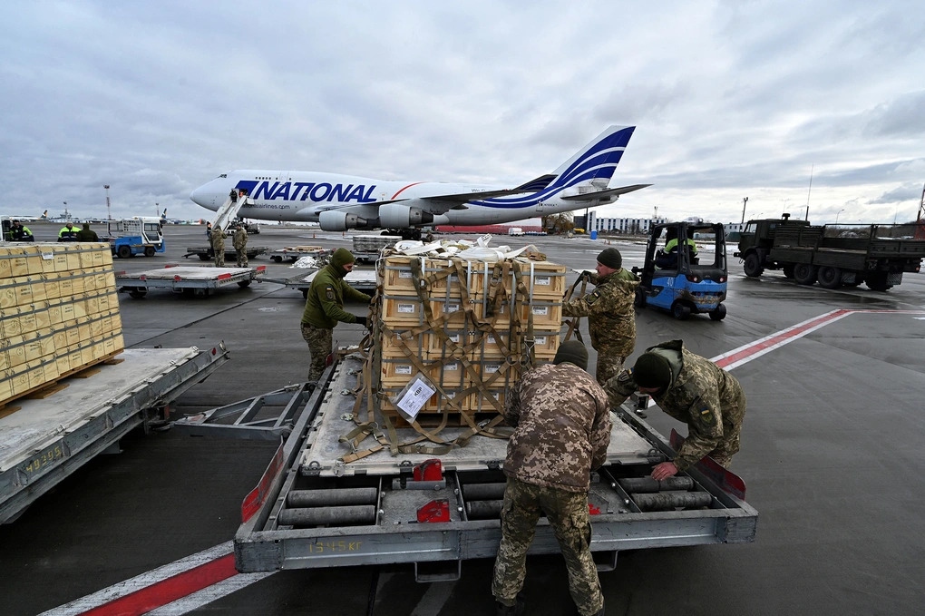 Mỹ viện trợ an ninh 200 triệu USD cho Ukraine