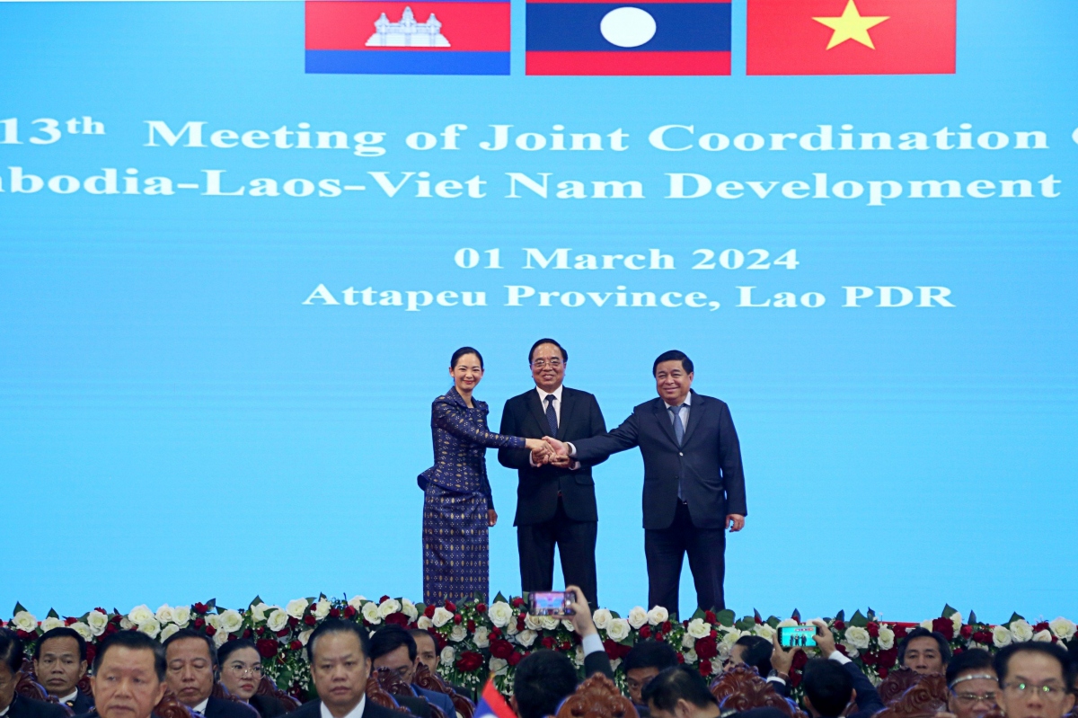 Campuchia-Lào-Việt Nam tăng cường hợp tác trong khu vực Tam giác phát triển