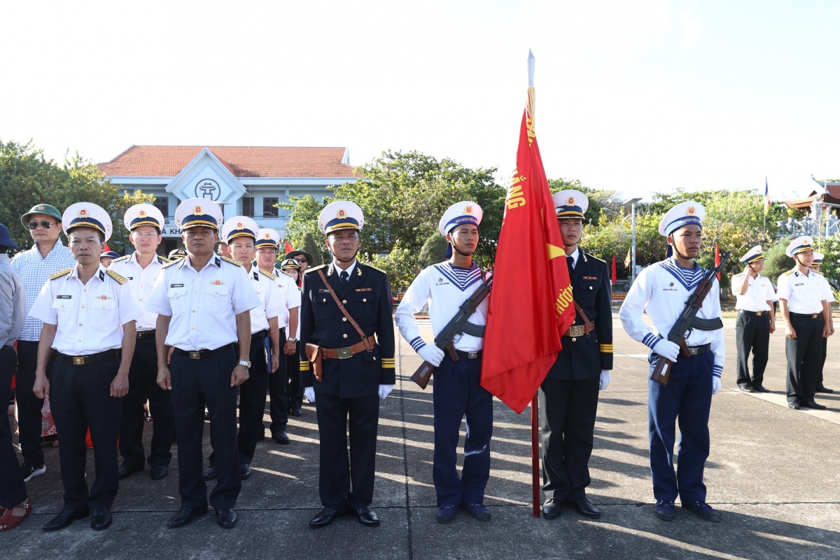 Mít tinh kỷ niệm 49 năm giải phóng quần đảo Trường Sa