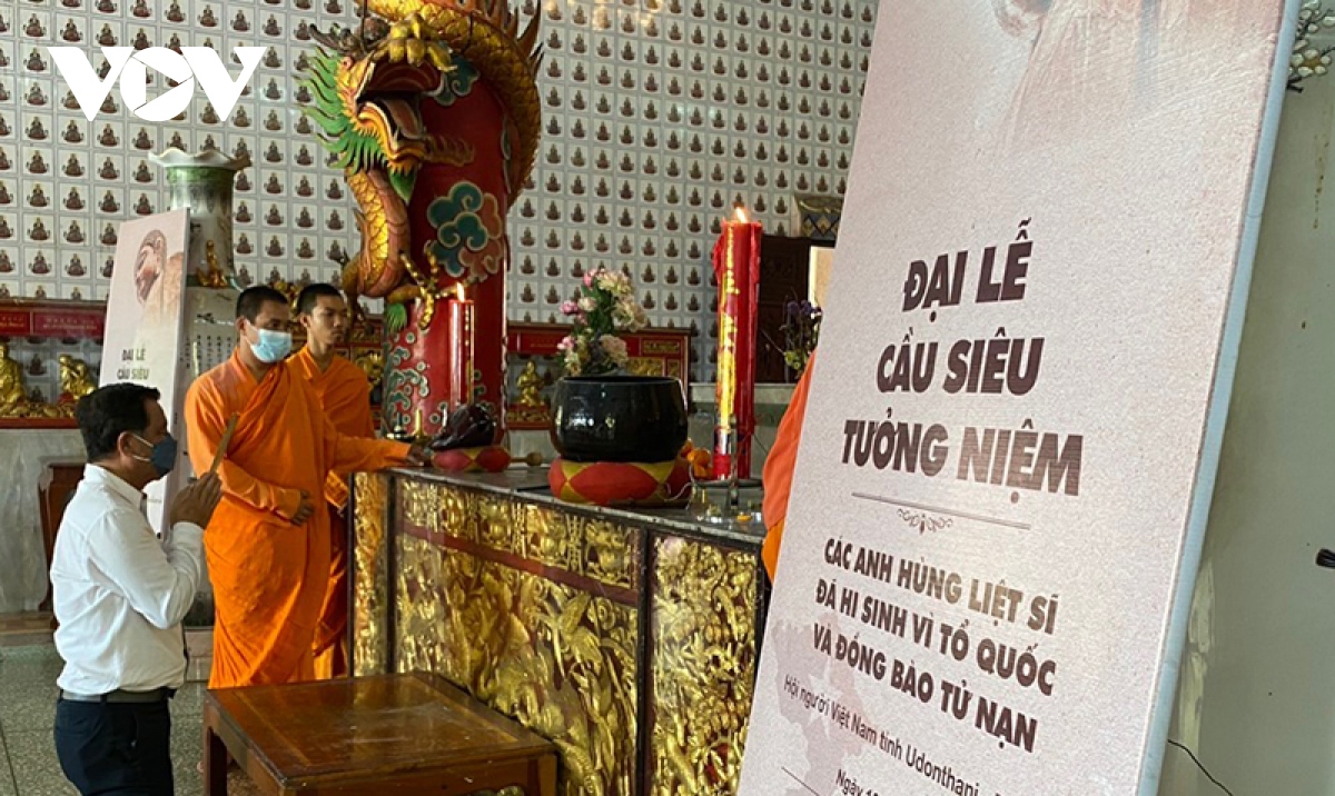 Kiều bào Thái Lan tưởng niệm 64 liệt sỹ hi sinh tại đảo Gạc Ma