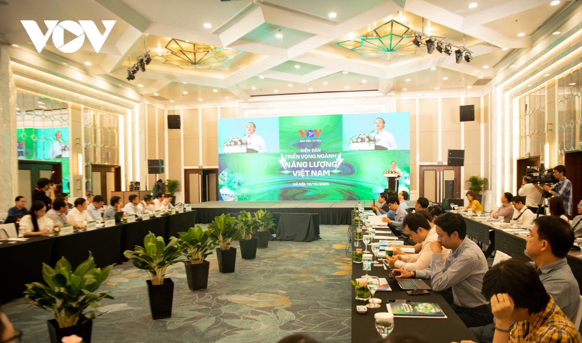 Diễn đàn "Triển vọng ngành năng lượng Việt Nam"
