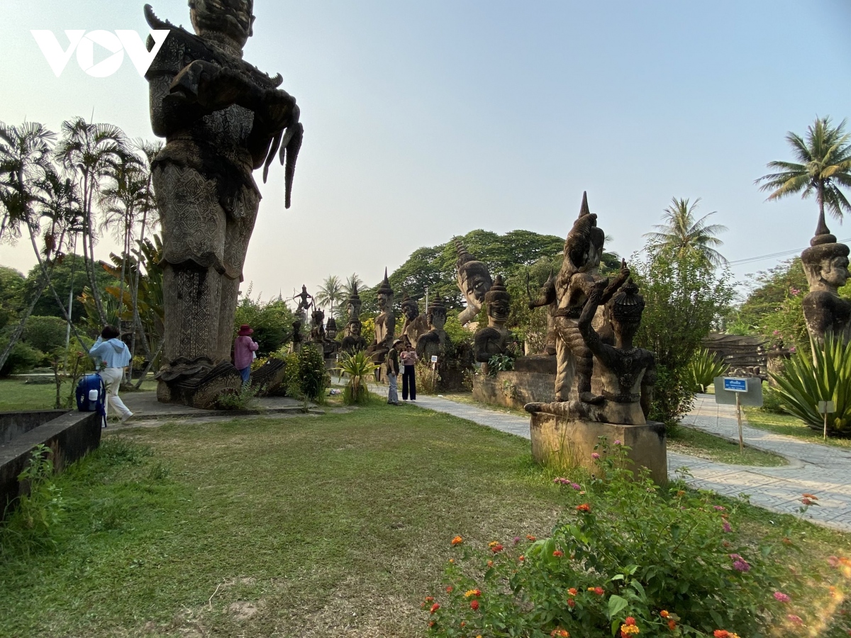 Việt Nam tiếp tục là nguồn khách quốc tế lớn thứ 2 của Lào